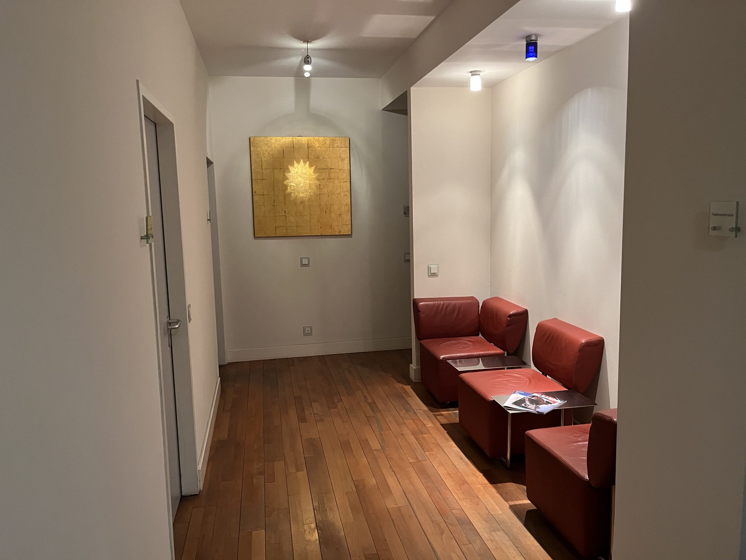 Orthopädie und Handchirurgie Dr. med. Frank Thomas-Wartezimmer